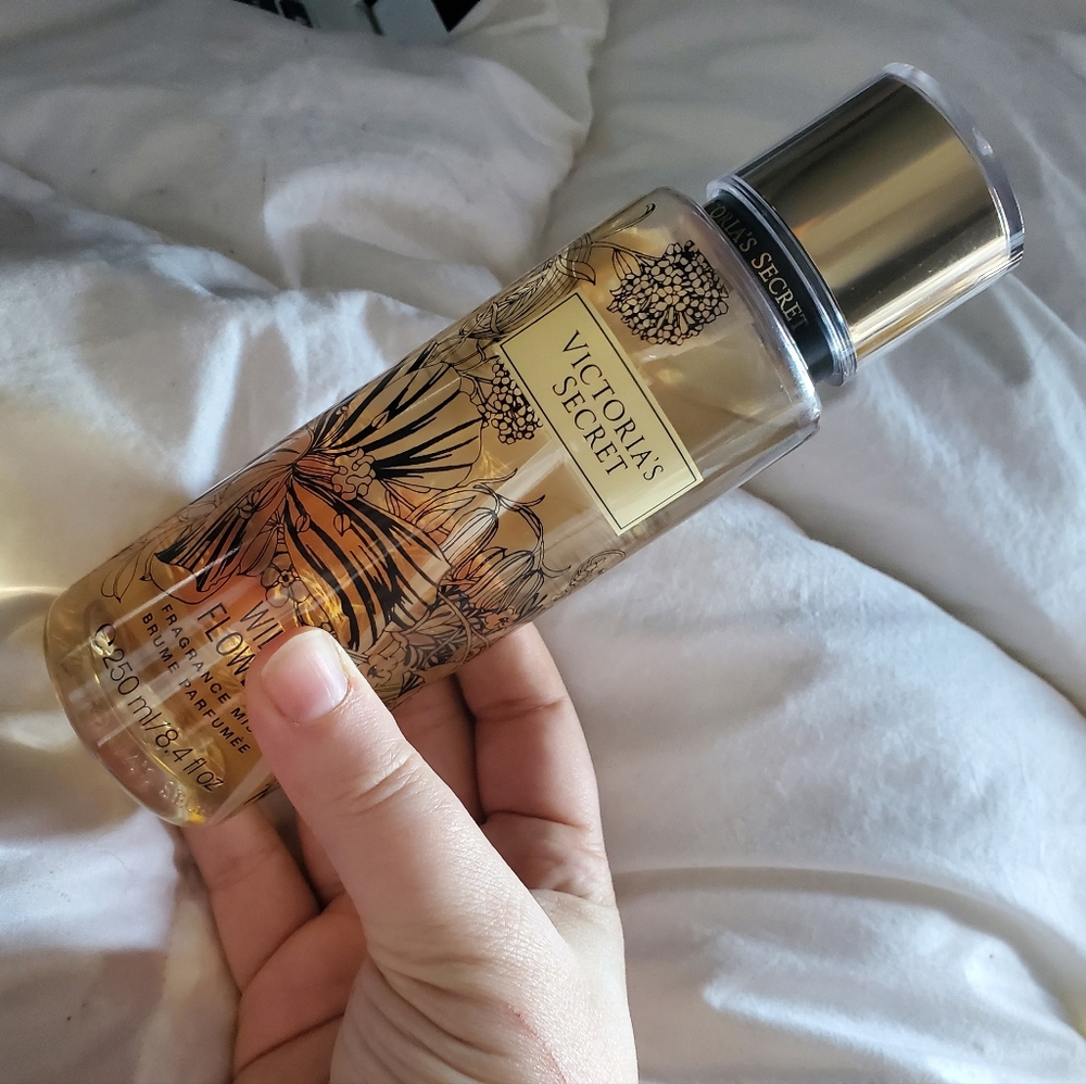 Victoria's Secret Wild Flower Fragrance Mist with Gold Cap - Picture 2 of 5